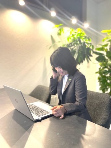 重石　清美（営業）